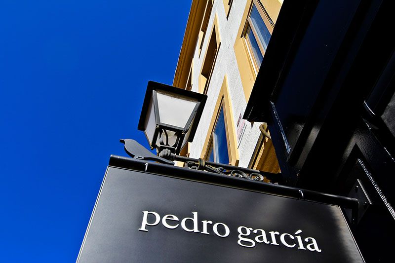 Luxury shopping in Madrid — © Ugg Boy Ugg Girl / Flickr.
