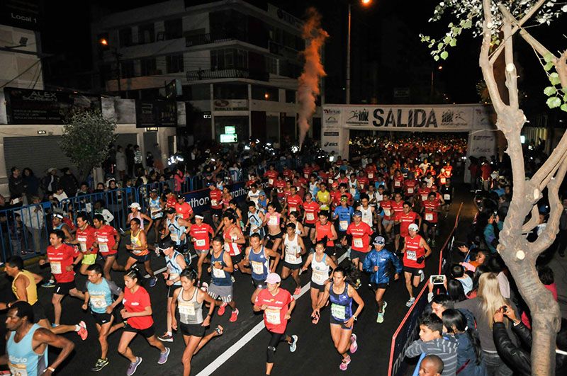 Ruta de las Iglesias — Night running race in Quito — © Ruta de las Iglesias.