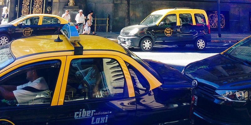 Taxis in Buenos Aires — © Alisa Spiteri.